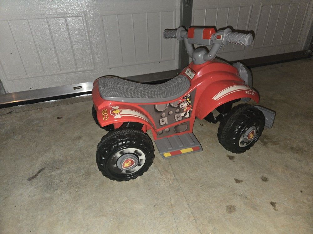 Kid Trax 6V Nickelodeon PAW Patrol Ride with Marshall Quad Powered Ride-On - Red