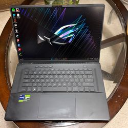 ASUS - ROG Zephyrus M16 16" 240Hz Gaming Laptop QHD - Intel 13th Gen Core i9 with 16GB Memory-NVIDIA GeForce RTX 4070-1TB SSD - Off Black