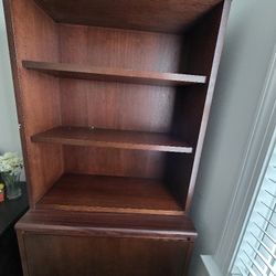 Wooden Bookshelf 