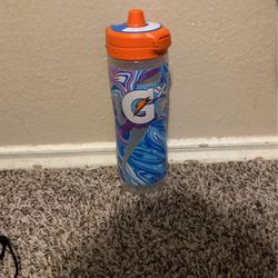 gatorade bottle 