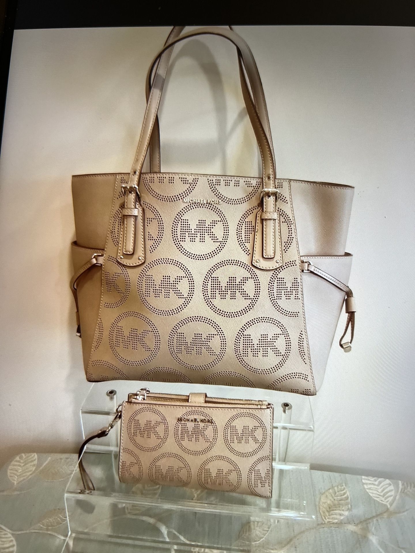 Michael Kors Purse And Wallet