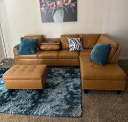 Brand New Sectional Sofa with Ottoman / Sofa Seccional con Ottoman Nuevo a Estrenar … fast delivery 🚚