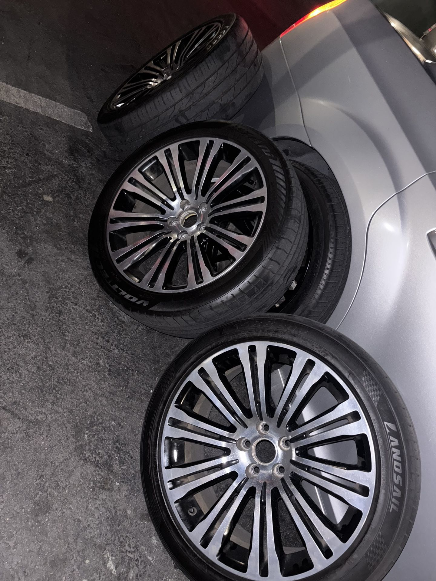 OEM Chrysler 300s Wheels