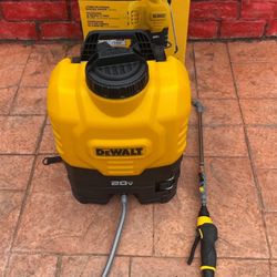 DeWalt 20V 4 Gal Backpack Sprayer (Tool Only)
