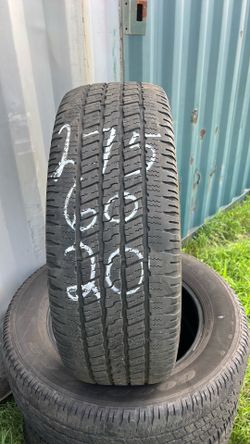 4- 275/60/20 Goodyear wrangler