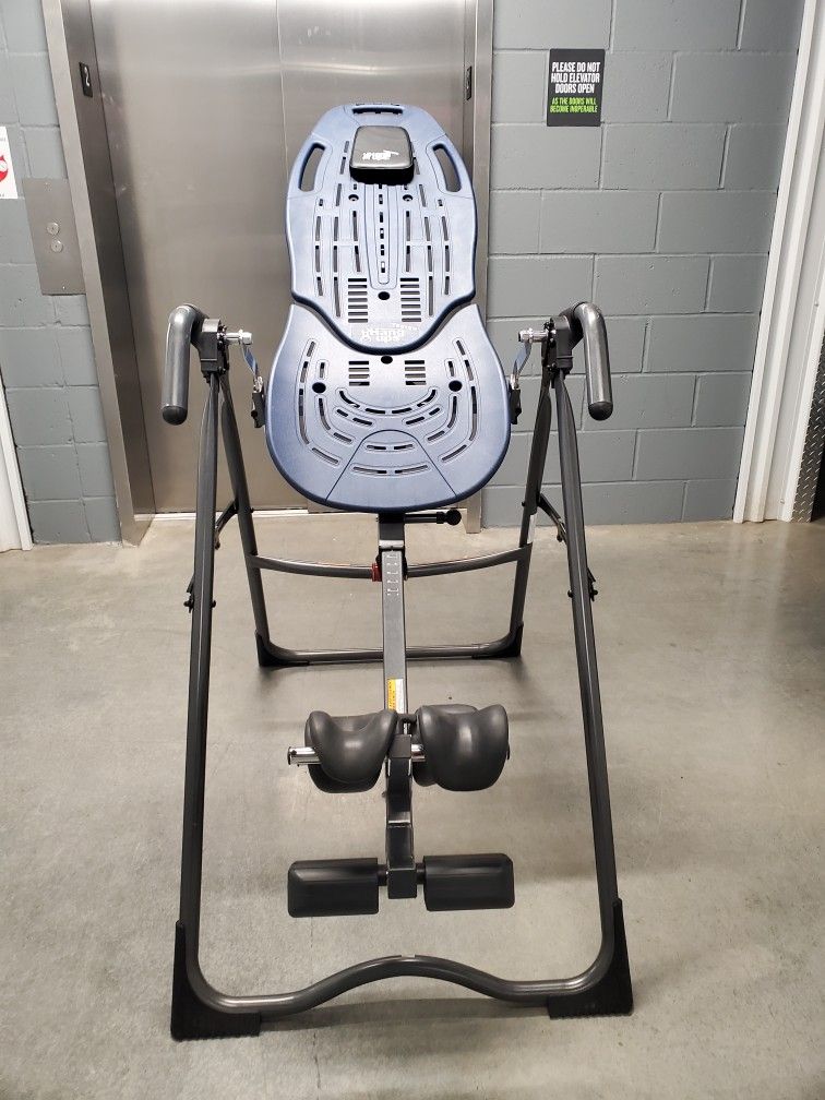 Teeter Hangups Inversion Table
