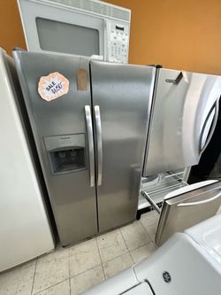 Frigidaire stainless 36” side by side refrigerator freezer with warranty