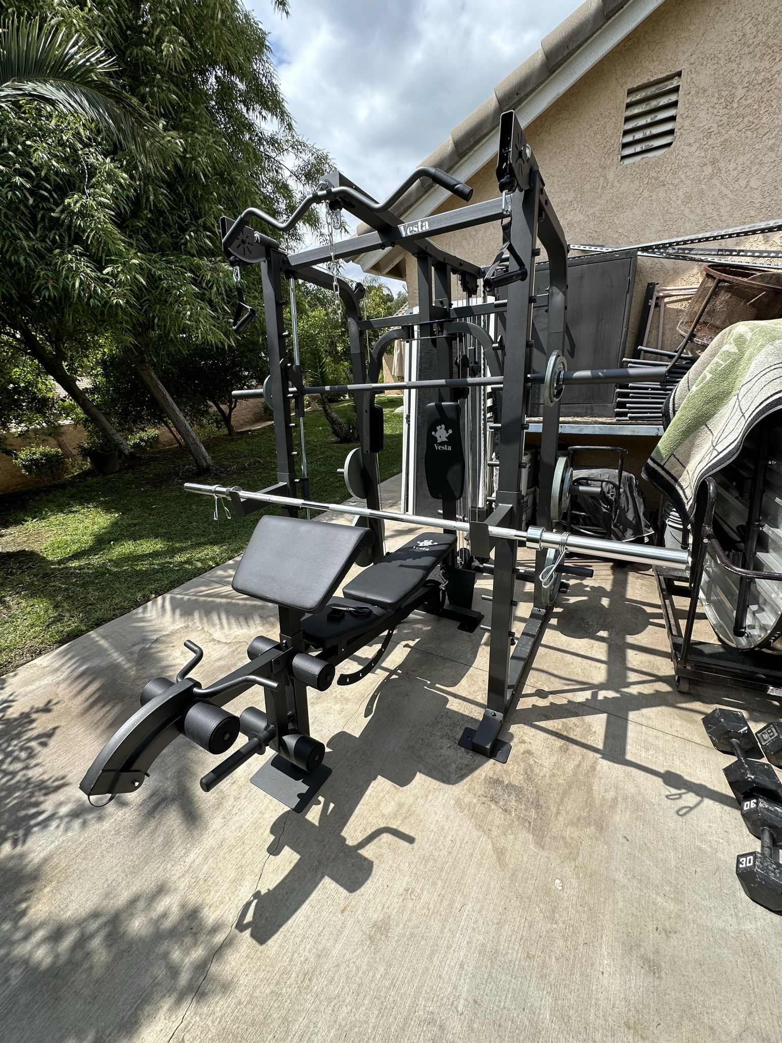 Vesta Fitness Smith Machine 2001 w/Bench Attachment | 230lb Bumpers ...