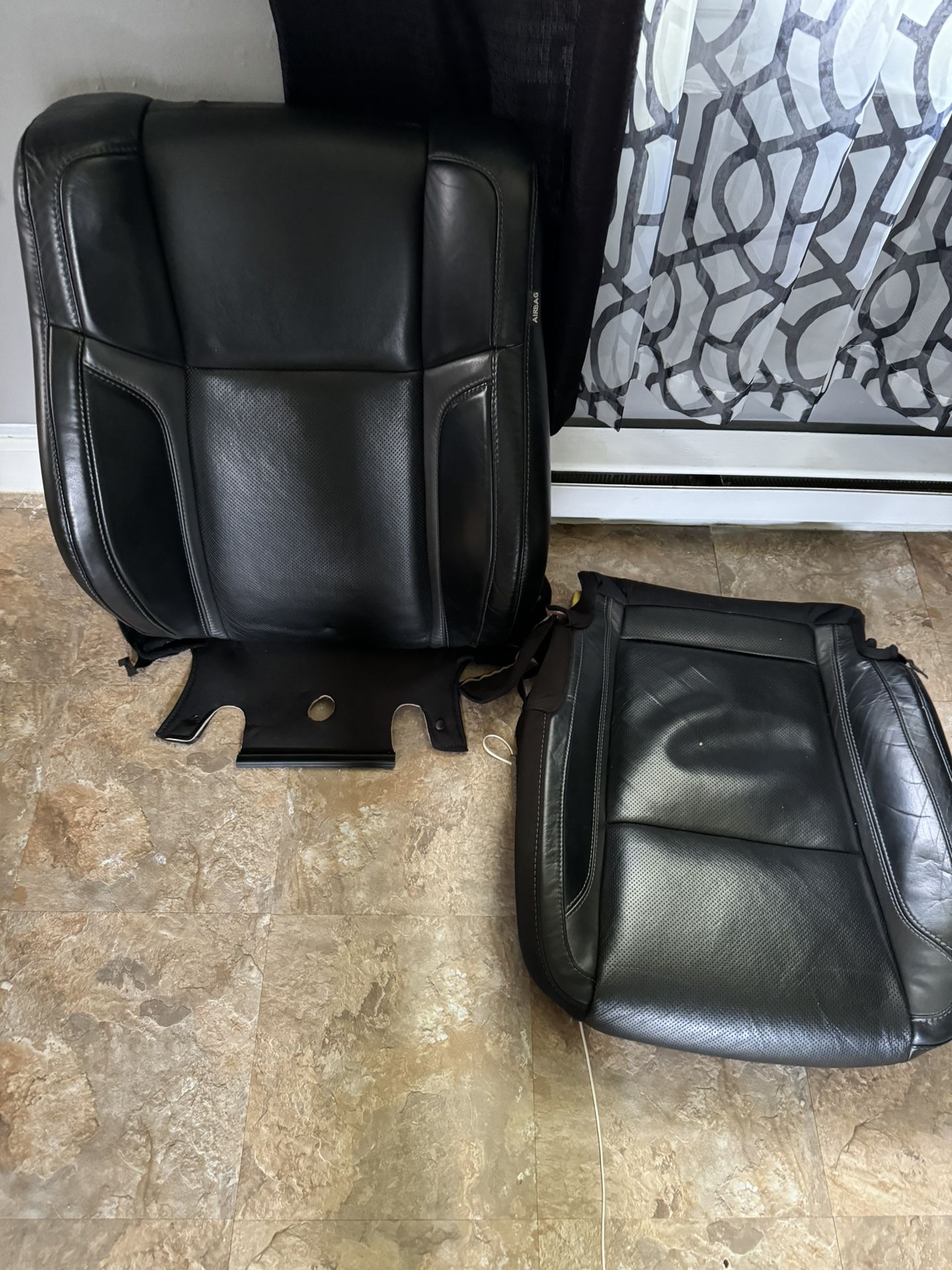 Dodge Charger Seat 
