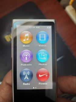 Ipod nano light grey great condition touch screen
