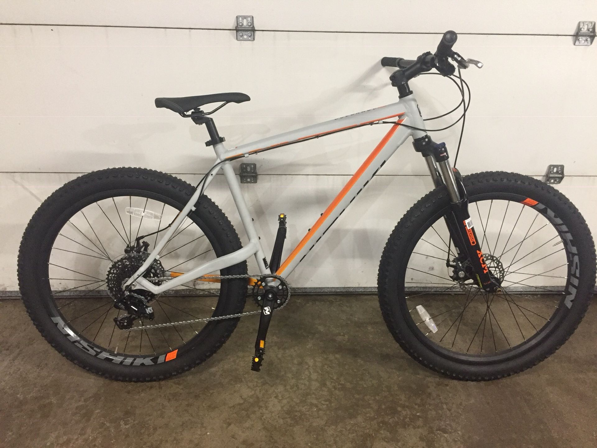 New Nishiki Colorado Comp 27.5 Mountain Bike $800 at Dicks.