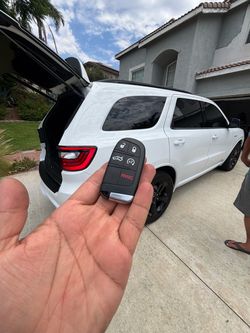 Llaves de autos / car keys and remotes