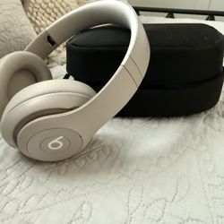 Beats Wireless Headphones 