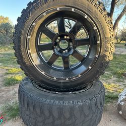 Moto Metal Tires and Rims