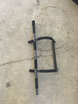 Pull Up Bar