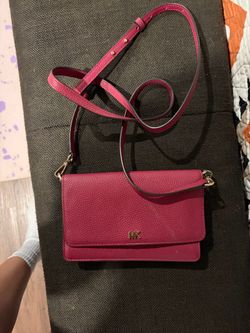 Michael kors cross body