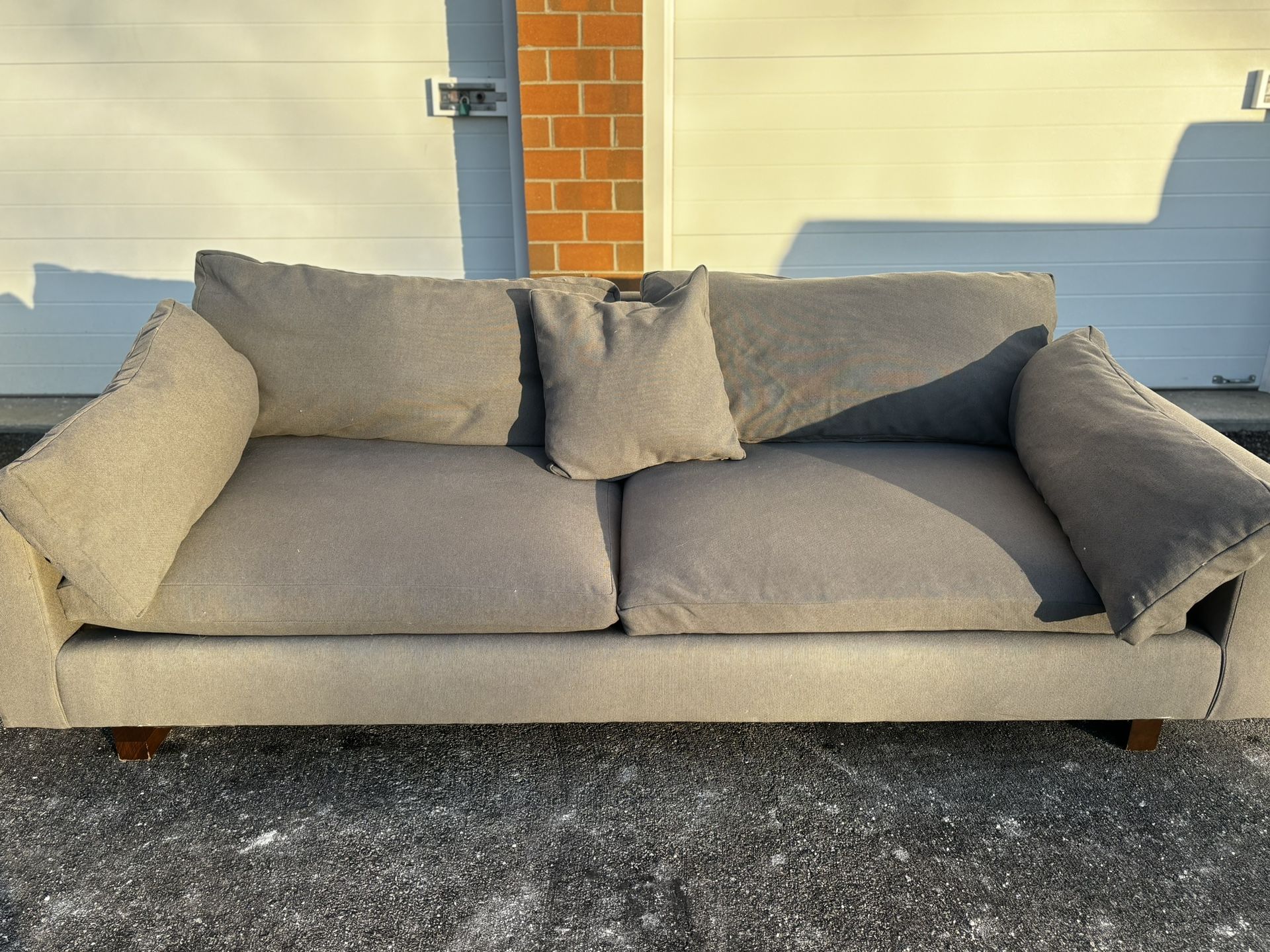 Gray West Elm Modern Sofa *FREE Delivery π