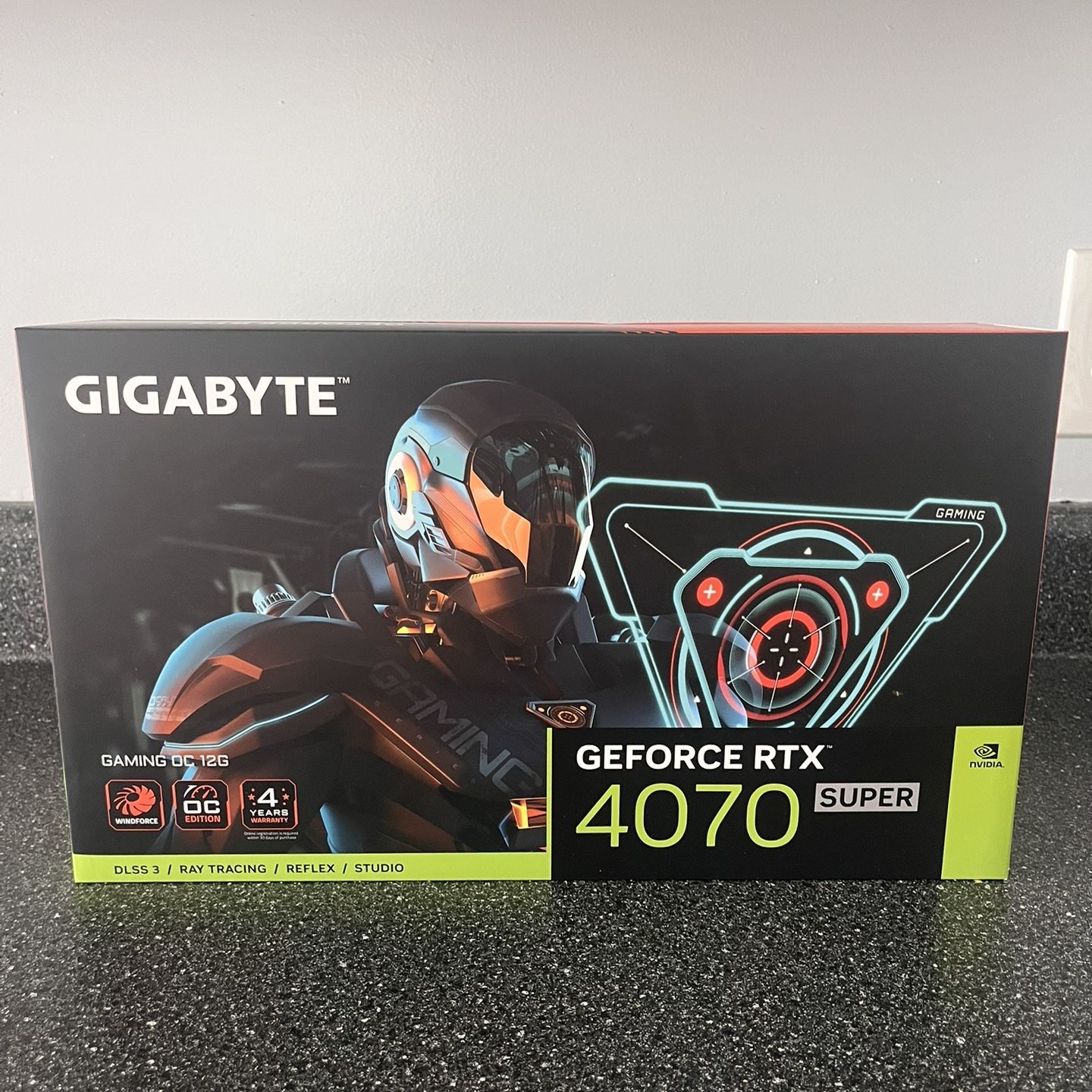 GIGABYTE GeForce RTX 4070 Super Gaming OC 12G Graphics Card GPU 