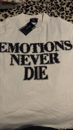 Mixed Emotions 'Emotions Never Die' Graphic Tee