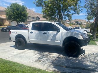 2012 Nissan Titan