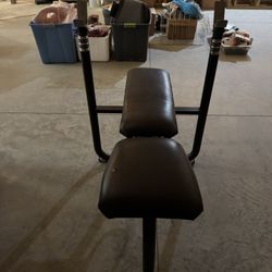 Weight Bench 