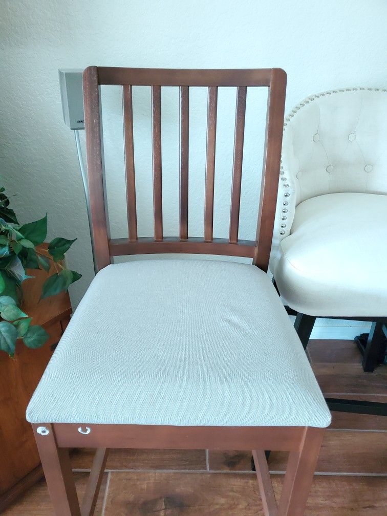 Bar High Chair 2