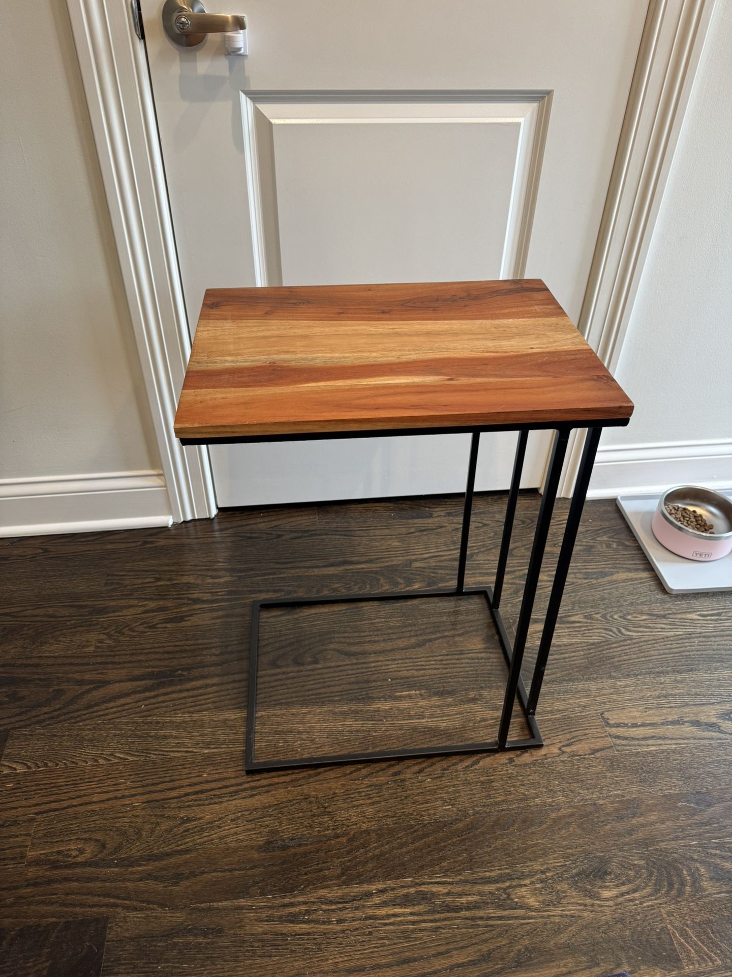 Side Coffee Table. 