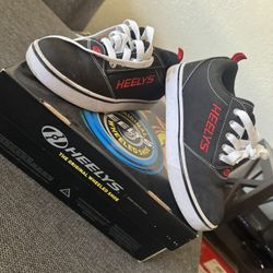 Boys Heelys