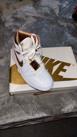Woman shoes