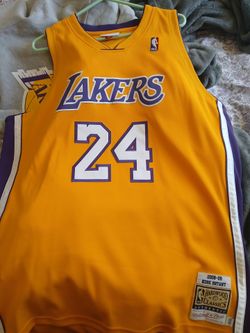 Mitchell & Ness Kobe Bryant Jersey