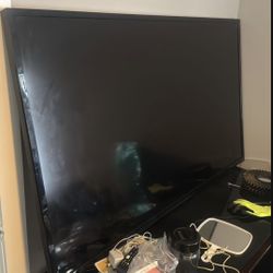 $100 70 Inch Vizio Tv