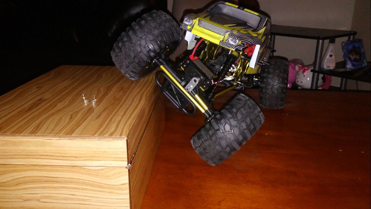 Rock Crawler Mad Torque brushed edition 1/10 scale