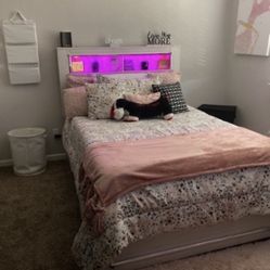 Selling Girls Full Size Bedroom Set 
