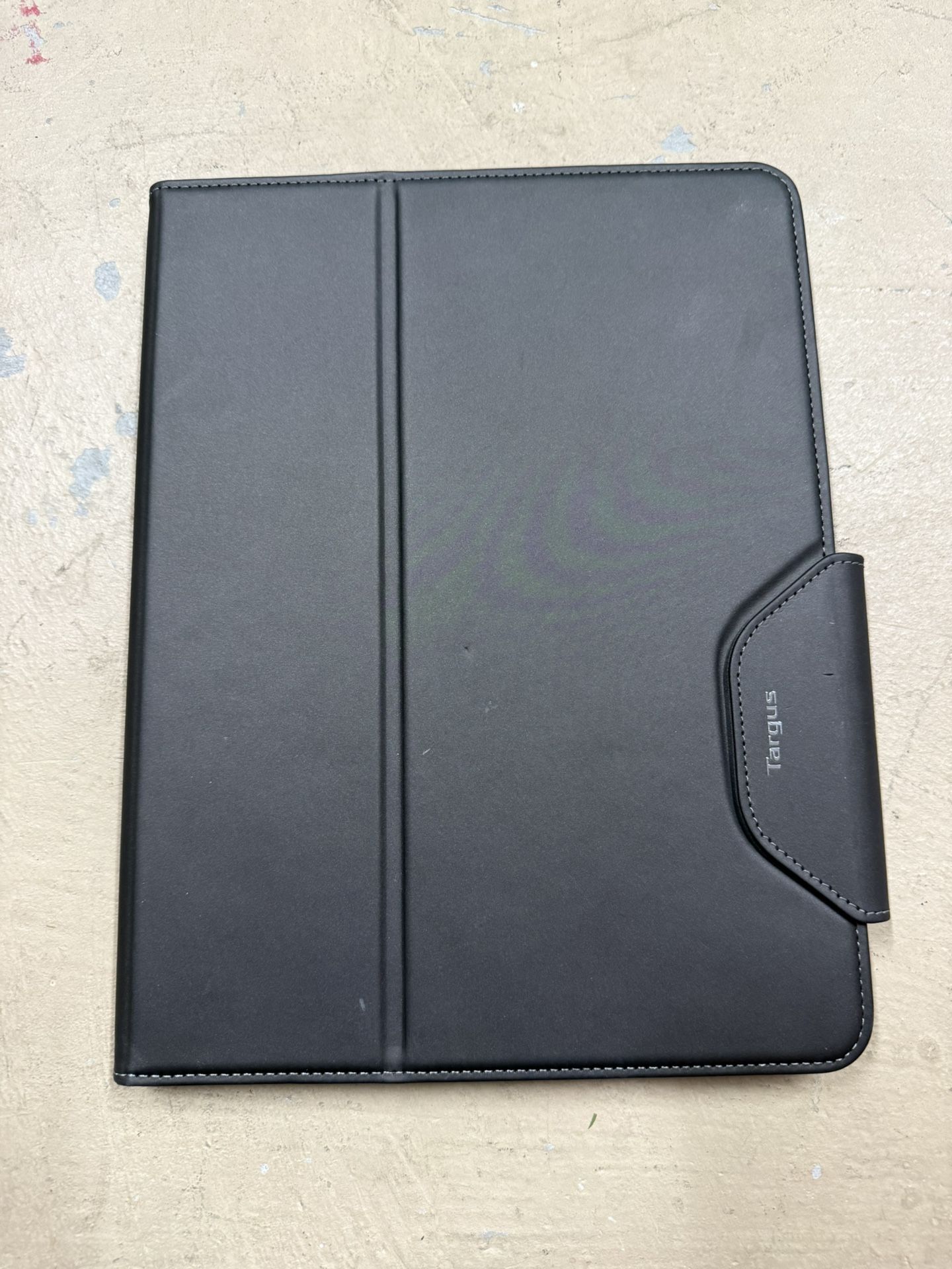 Targus Versavu Case for iPad Pro 12.9 (Gen 3-5 but may also fit 6th gen)