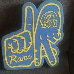 Foam Finger Rams