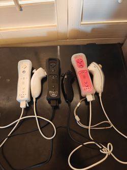 Nintendo Wii remote and nunchuck sets