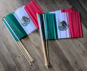 Mexico flag small size 19”x12” $2.00 each