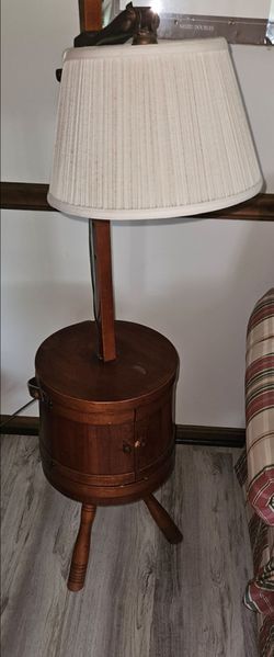 Vintage cigar, pipe table lamp