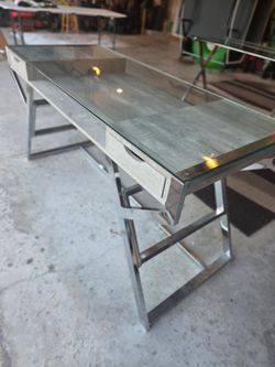 OFFICE DESK TABLE