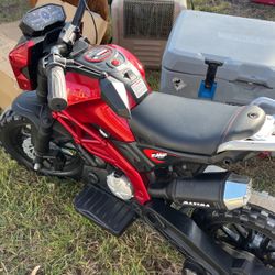 Máxima. Motorcycle 