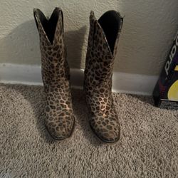 Girls leopard Print Boots 