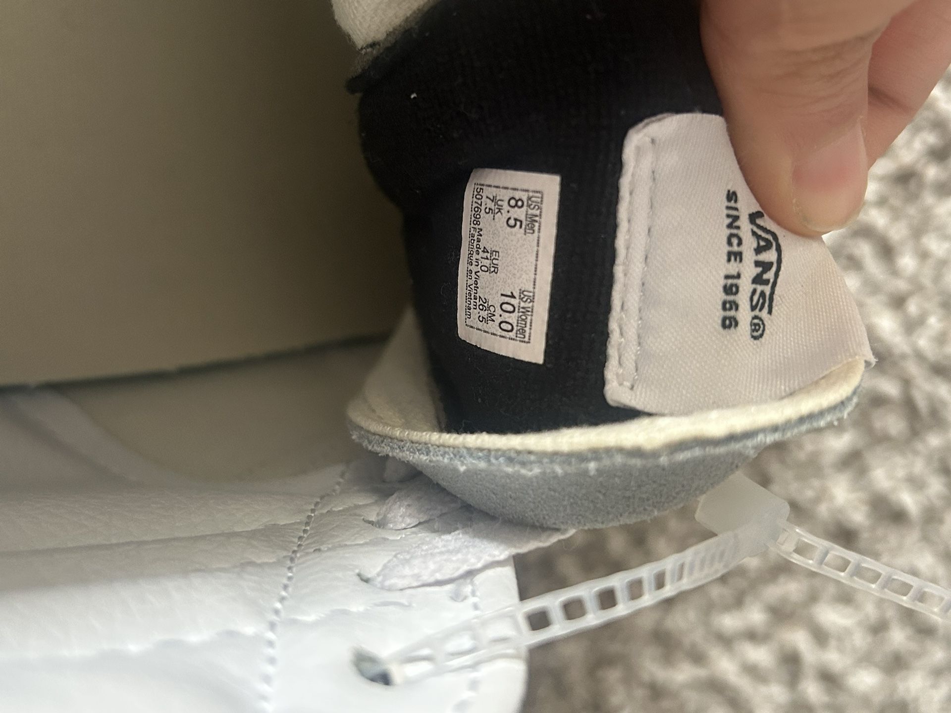 Brand New Vans Unisex