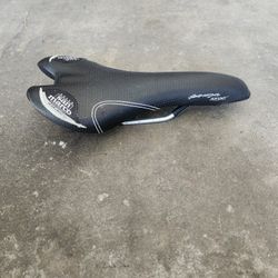 Nice Selle San Marco Road Bike Saddle Seat 