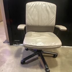 Leather Office Chair 