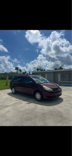2004 Toyota Sienna