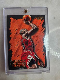 Michael Jordan 1996-97 Fleer Hardwood Leader Card