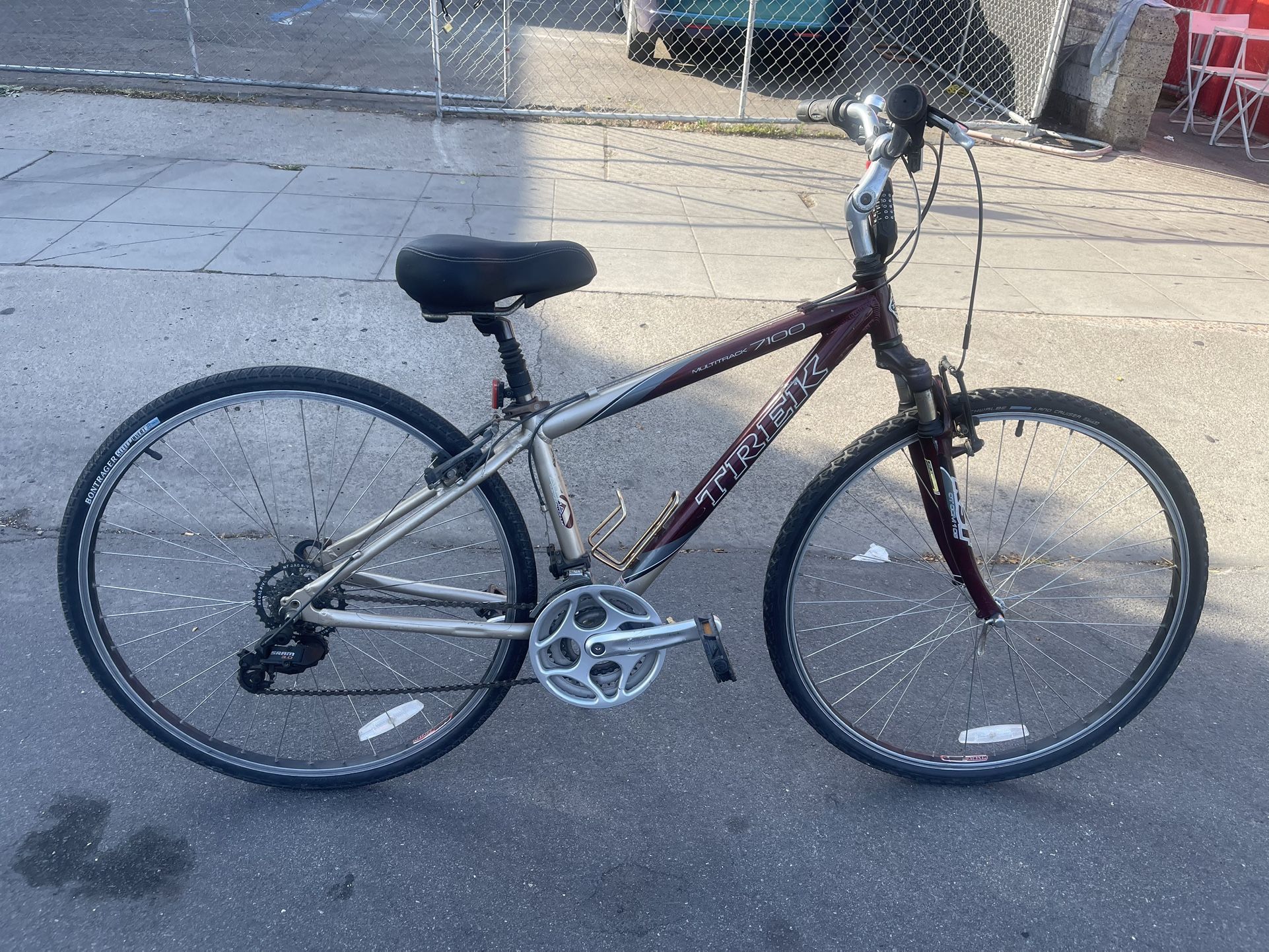 Trek bike multitrack 7100