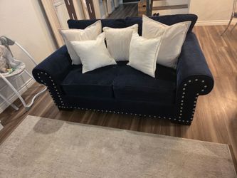 Couch set
