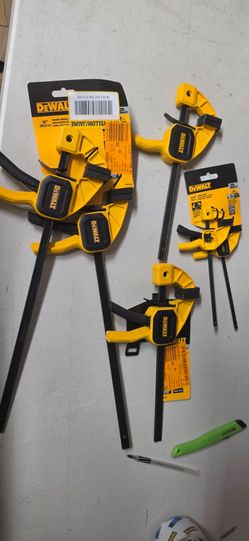 DeWalt Trigger Clamps Set – 12" and 4.5"