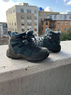 LL BEAN Children’s Sz 11